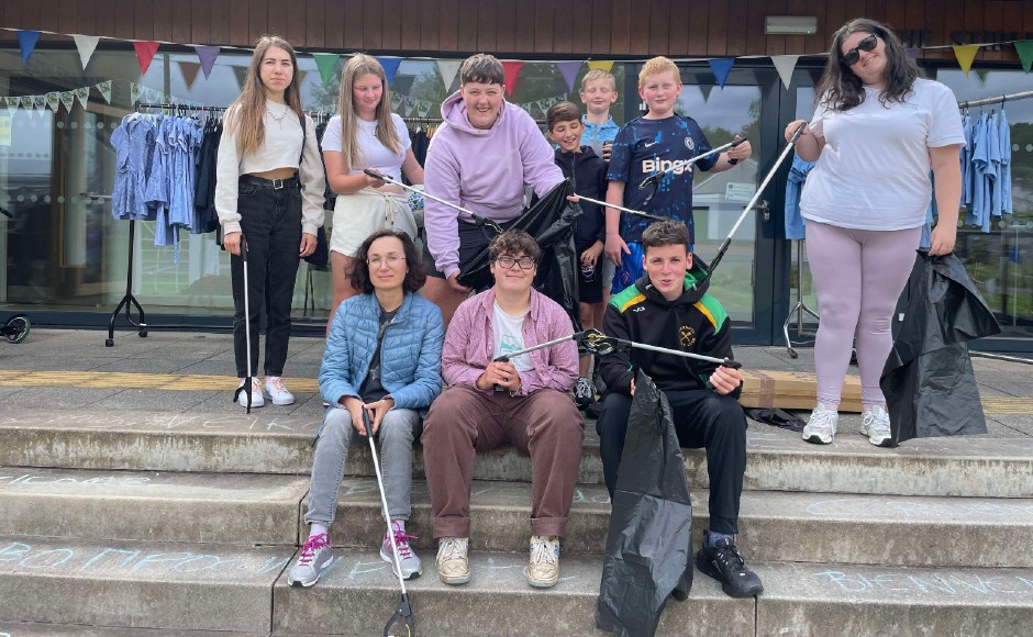 Milton of Campsie Parish Church litter picking